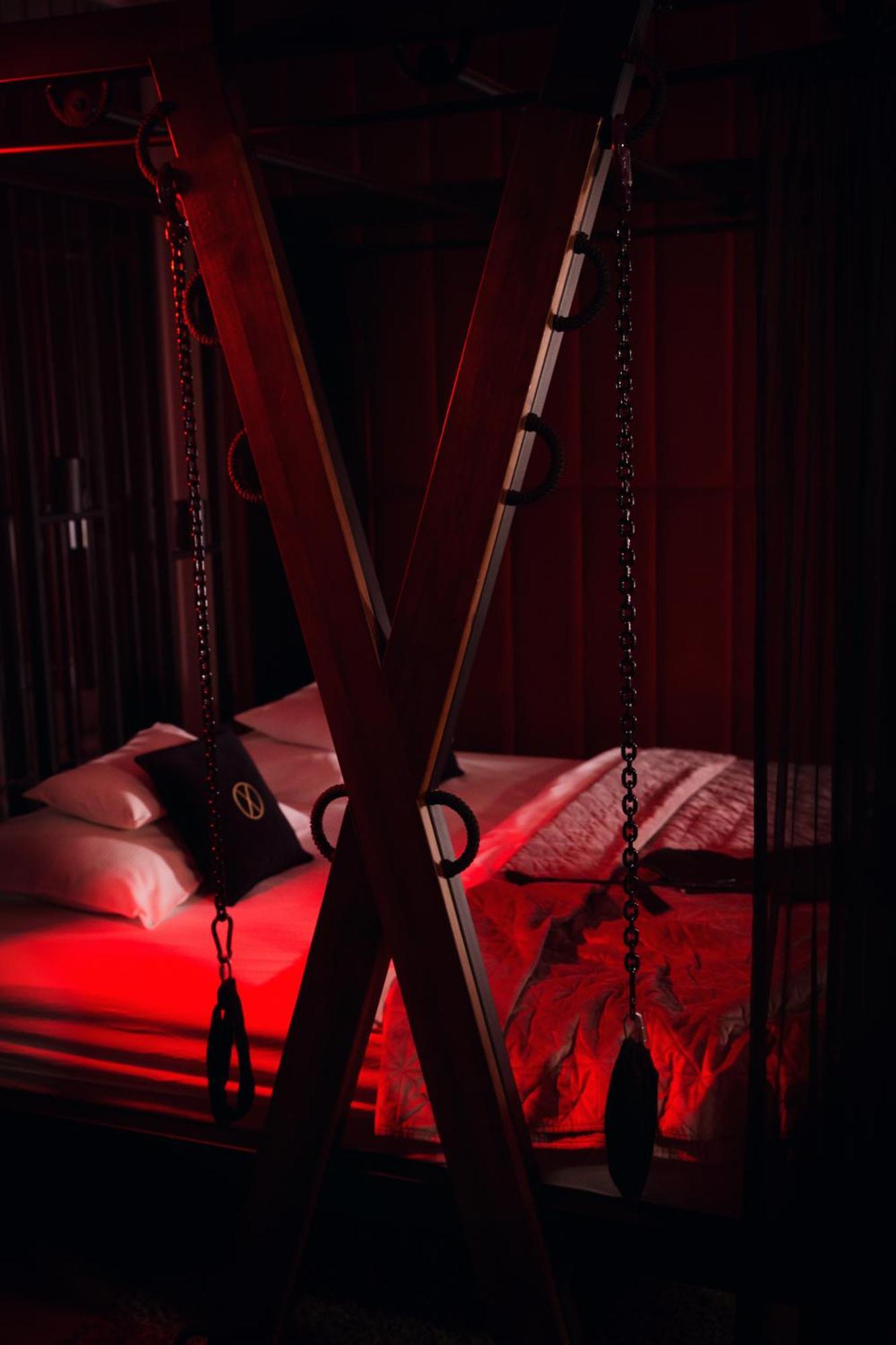 Exclusive Bdsm Apartment Krakow - Adults Only Экстерьер фото